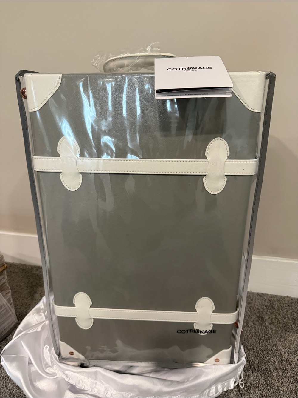 COTRIKAGE Grey and White Hard-Sided Carry Case
